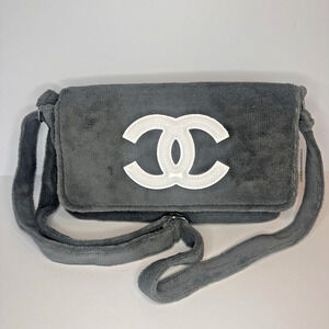 Chanel Precision CC Logo Plush Terry Shoulder Bag crossbody Gray New in bag GWP